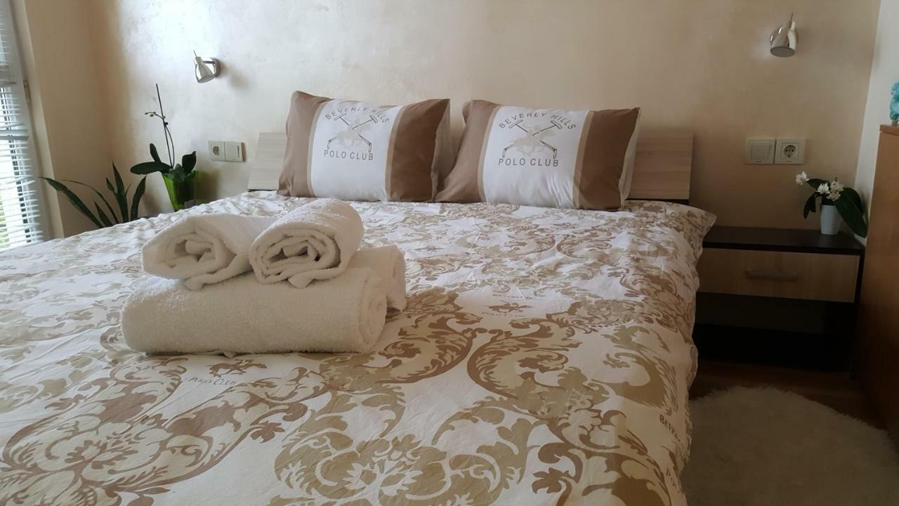 Malavi University Apartment Ruse! Comfort&Clean! Exterior foto