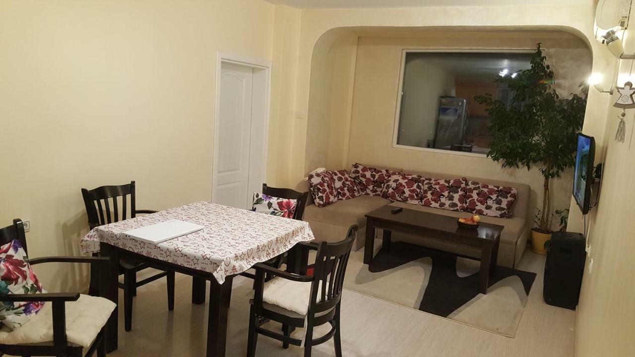 Malavi University Apartment Ruse! Comfort&Clean! Exterior foto