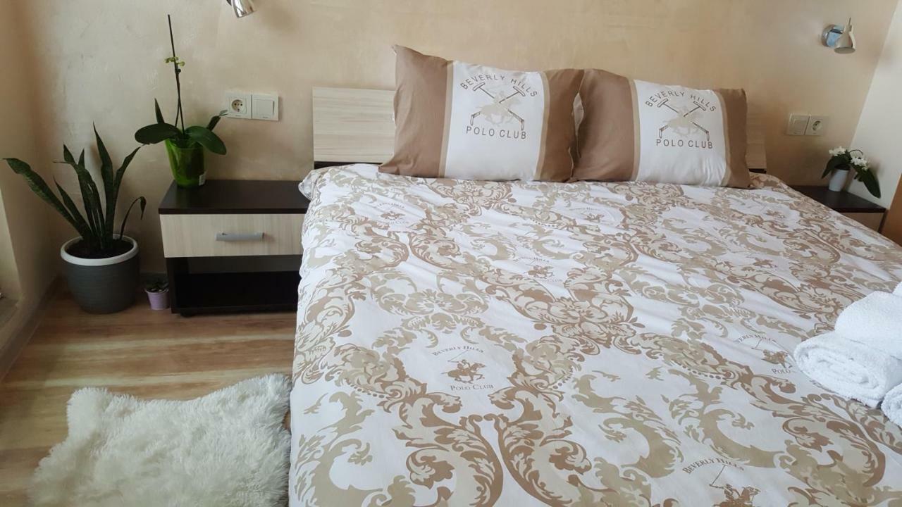 Malavi University Apartment Ruse! Comfort&Clean! Exterior foto