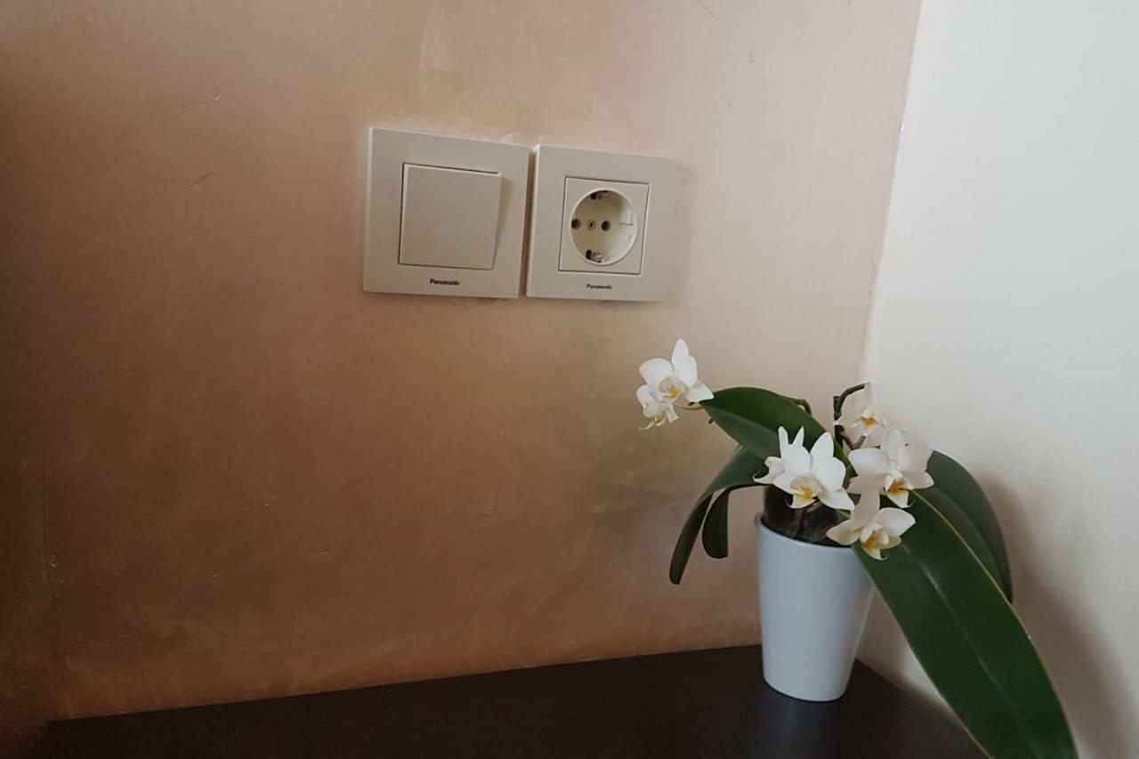Malavi University Apartment Ruse! Comfort&Clean! Exterior foto