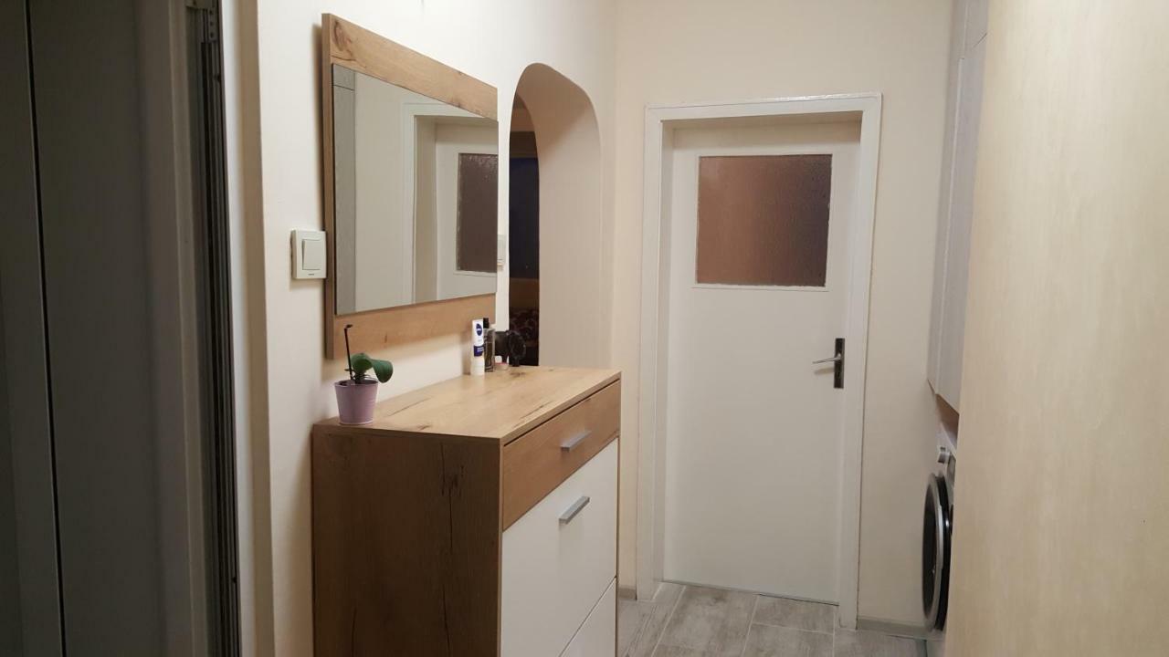 Malavi University Apartment Ruse! Comfort&Clean! Exterior foto
